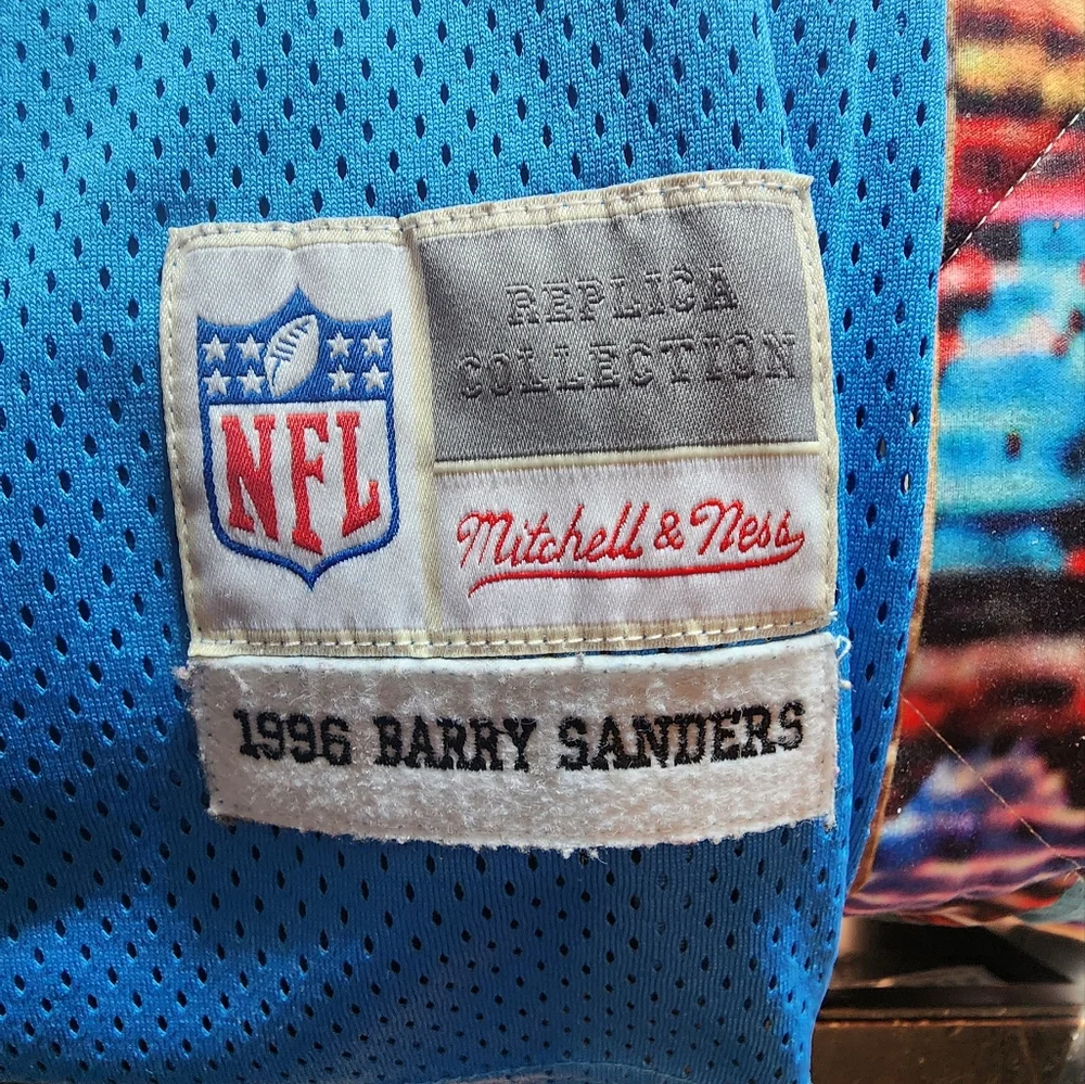 1996 BARRY SANDERS JERSEY - Picture 5 of 6